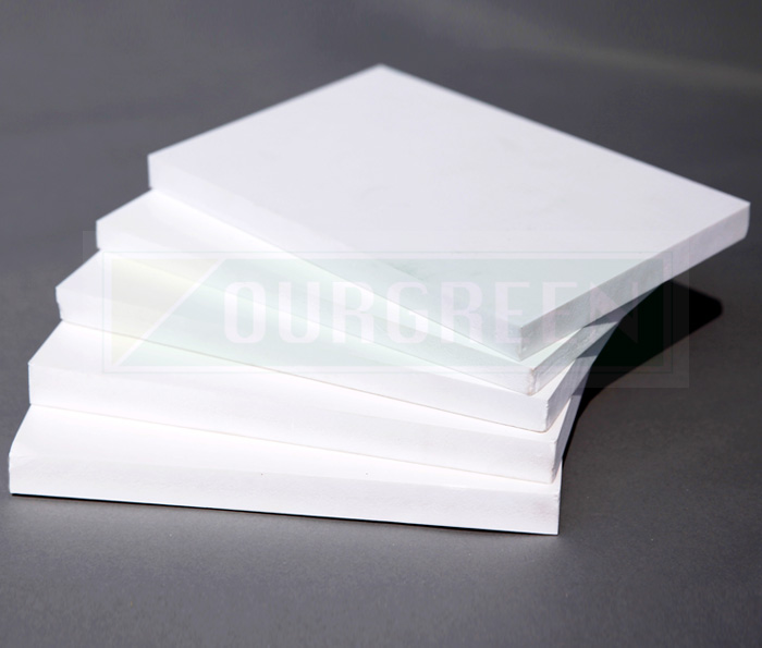 如何選擇適合制作pvc浴室柜板呢？